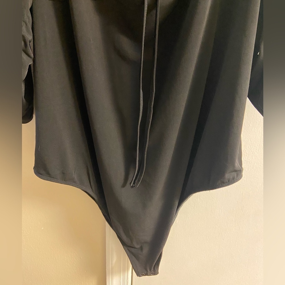 Torrid black bodysuit 3/4 sleeves stretchy 3X - Picture 3 of 6